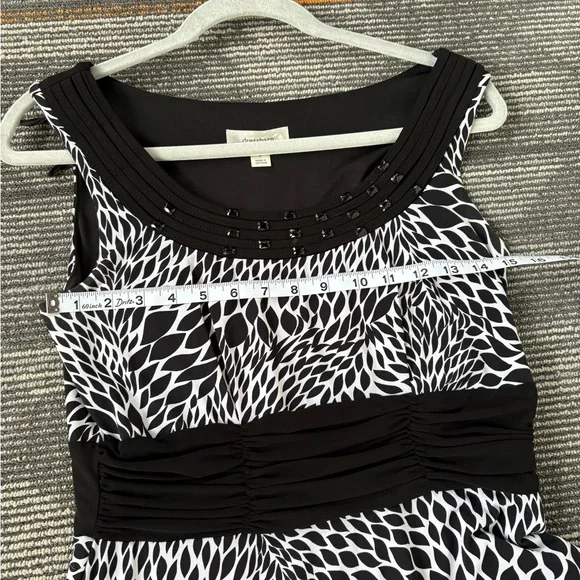 Dress-Barn Black and White Sleeveless Patterned Maxi Dress Size 8 - Picture 6 of 9